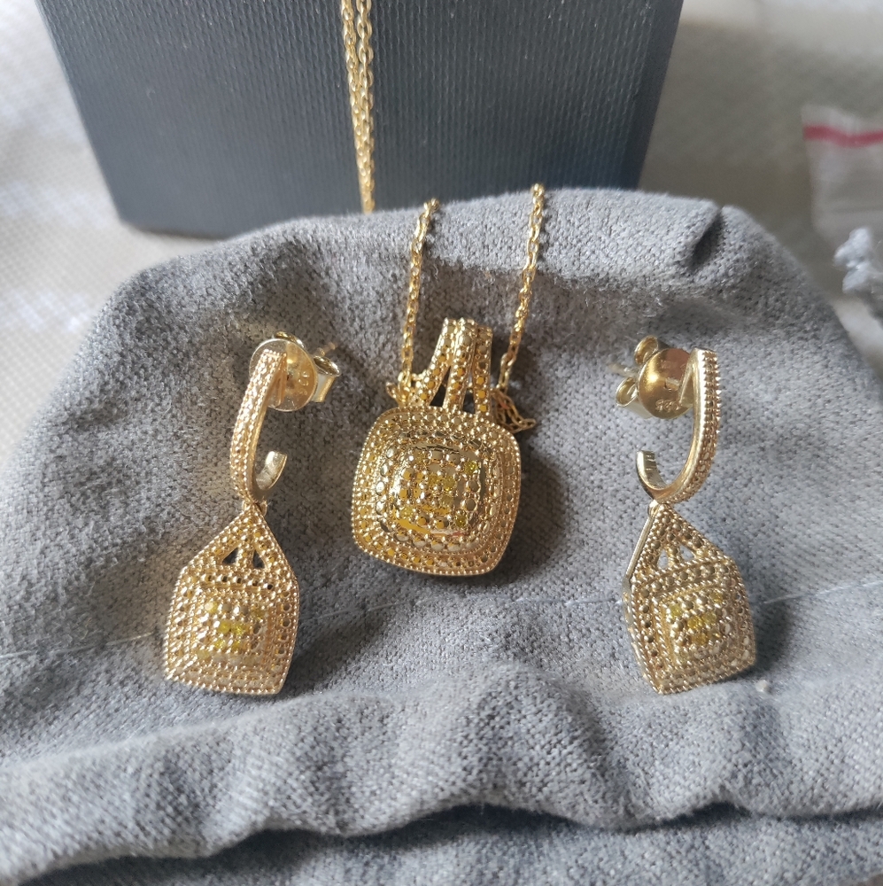 HSN Yellow Diamond Pave Earrings & 18"Chain Wiith Pendant Set